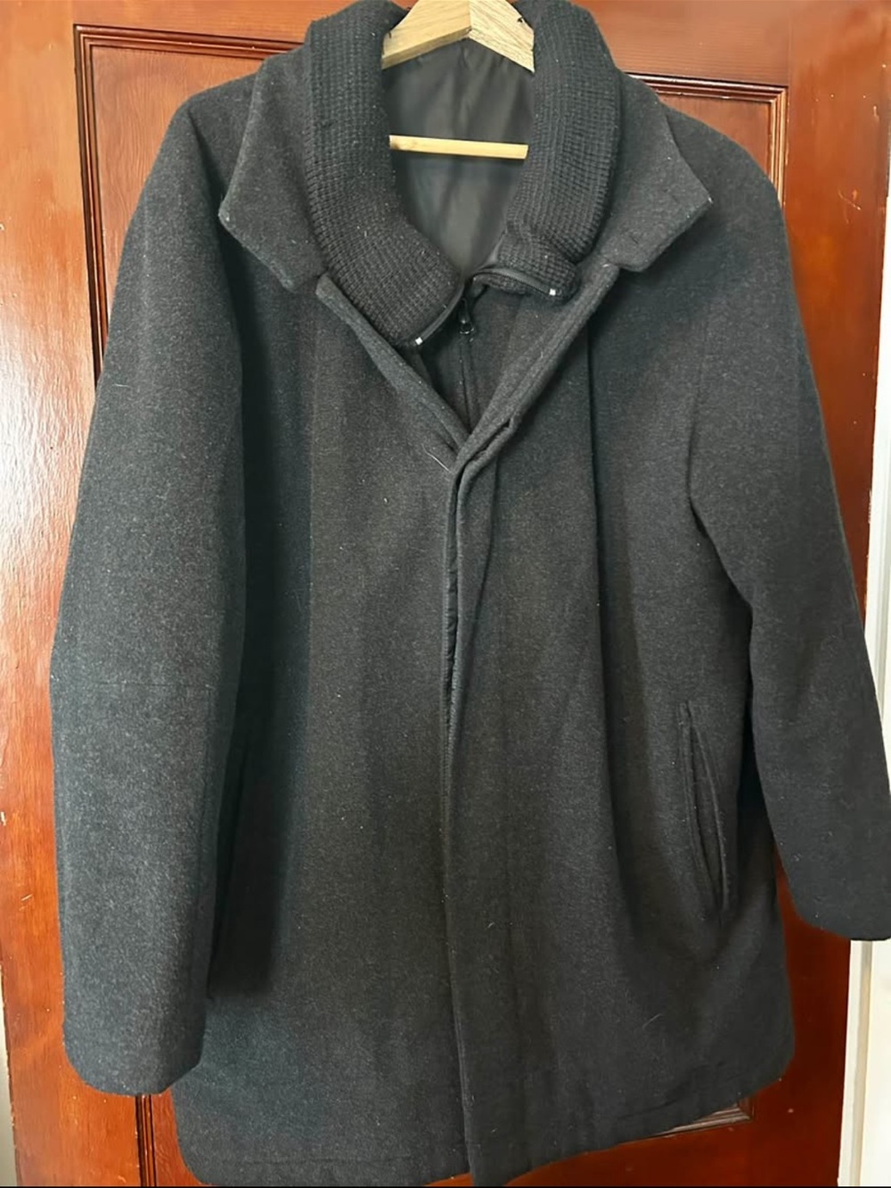 Bloomingdales metropolitan view black wool and cashmere formal outdoor coat